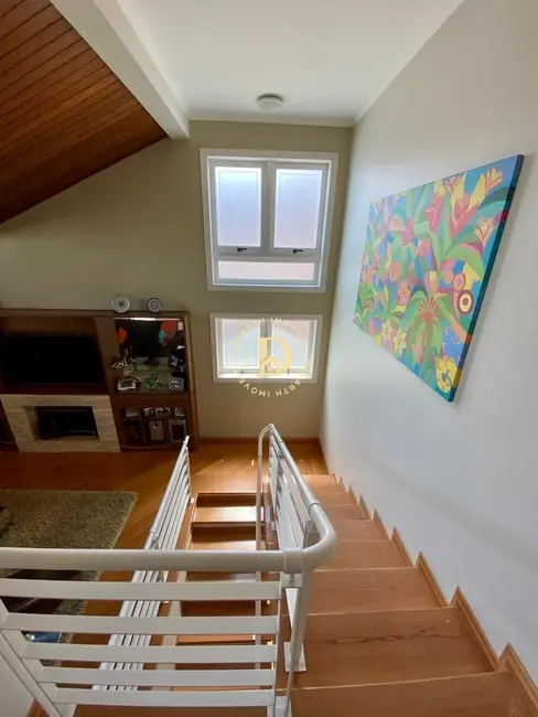 Foto 7 de Casa de Condomínio com 3 quartos para alugar, 250m2 em Sao Jose Dos Campos - SP