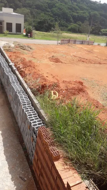 Foto 6 de Terreno / Lote à venda, 1000m2 em Jambeiro - SP