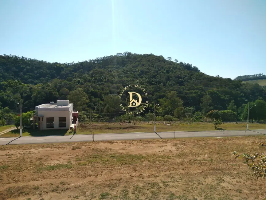 Foto 1 de Terreno / Lote à venda, 1000m2 em Jambeiro - SP