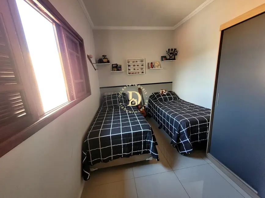 Sobrado com 3 quartos à venda, 140m2 em Sao Jose Dos Campos - SP - imagem 5 Foto 5 de Sobrado com 3 quartos à venda, 140m2 em Sao Jose Dos Campos - SP