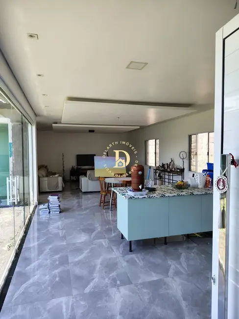 Foto 1 de Casa de Condomínio com 4 quartos à venda, 200m2 em Santa Isabel - SP