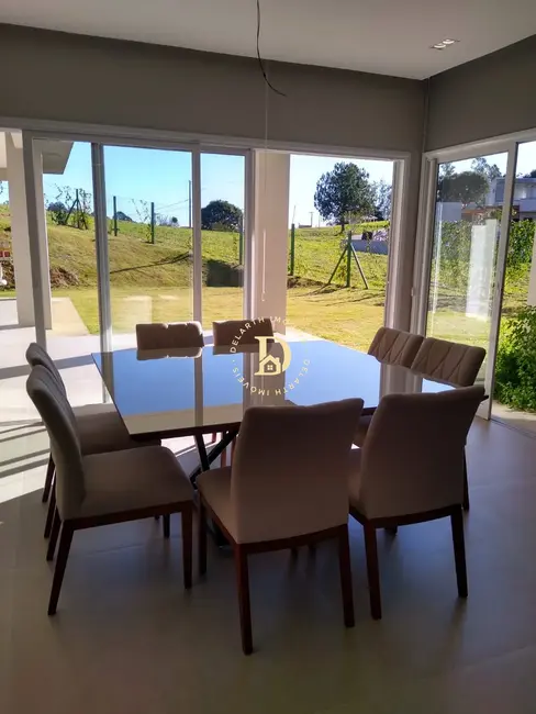 Casa de Condomínio com 3 quartos à venda, 298m2 em Centro, Jambeiro - SP - imagem 3 Foto 3 de Casa de Condomínio com 3 quartos à venda, 298m2 em Centro, Jambeiro - SP
