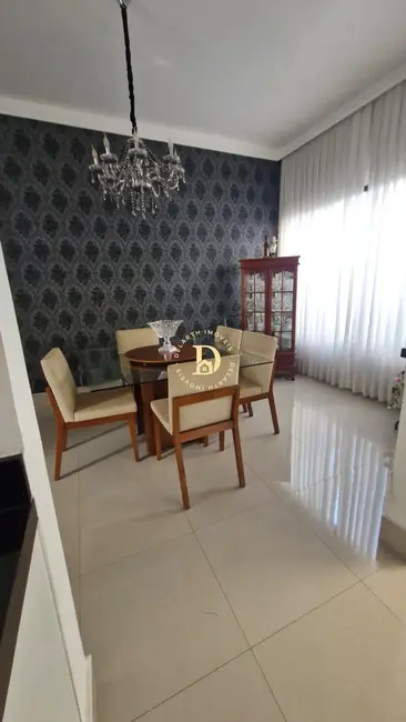 Casa de Condomínio com 5 quartos à venda, 352m2 em Sao Jose Dos Campos - SP - imagem 3 Foto 3 de Casa de Condomínio com 5 quartos à venda, 352m2 em Sao Jose Dos Campos - SP