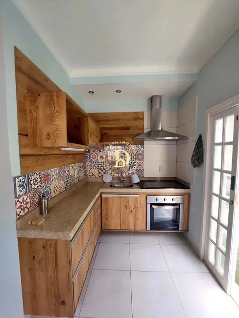 Casa de Condomínio com 4 quartos à venda, 259m2 em Sao Jose Dos Campos - SP - imagem 2 Foto 2 de Casa de Condomínio com 4 quartos à venda, 259m2 em Sao Jose Dos Campos - SP