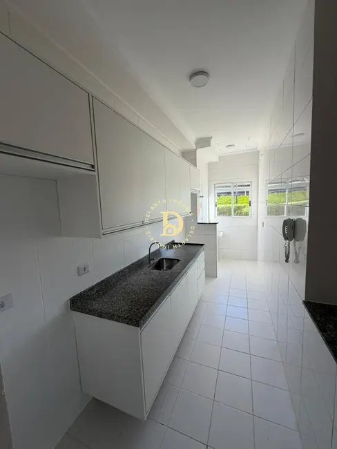 Apartamento com 3 quartos para alugar, 66m2 em Loteamento Villa Branca, Jacarei - SP - imagem 4 Foto 4 de Apartamento com 3 quartos para alugar, 66m2 em Loteamento Villa Branca, Jacarei - SP