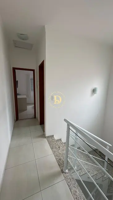 Sobrado com 4 quartos à venda, 155m2 em Sao Jose Dos Campos - SP - imagem 8 Foto 8 de Sobrado com 4 quartos à venda, 155m2 em Sao Jose Dos Campos - SP