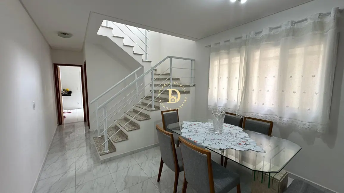 Sobrado com 4 quartos à venda, 155m2 em Sao Jose Dos Campos - SP - imagem 4 Foto 4 de Sobrado com 4 quartos à venda, 155m2 em Sao Jose Dos Campos - SP