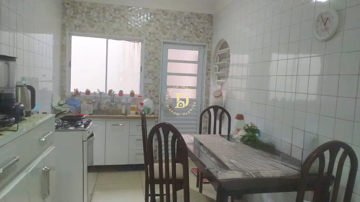 Casa com 2 quartos à venda, 75m2 em Sao Jose Dos Campos - SP - imagem 4 Foto 4 de Casa com 2 quartos à venda, 75m2 em Sao Jose Dos Campos - SP