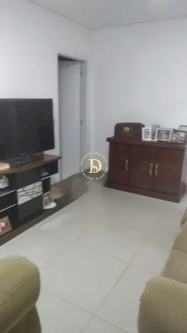Casa com 2 quartos à venda, 75m2 em Sao Jose Dos Campos - SP - imagem 3 Foto 3 de Casa com 2 quartos à venda, 75m2 em Sao Jose Dos Campos - SP