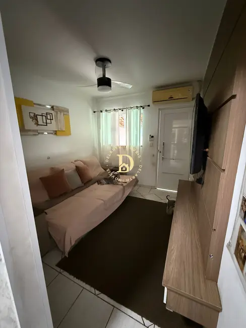 Foto 2 de Casa de Condomínio com 3 quartos à venda, 60m2 em Jardim Paraíso, Jacarei - SP