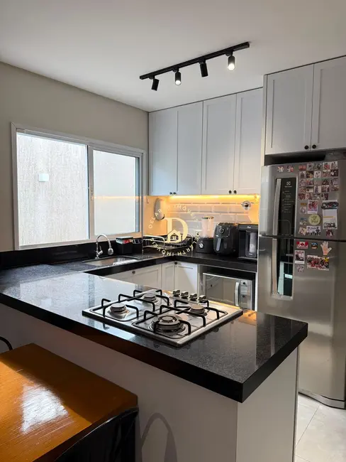 Foto 3 de Casa com 2 quartos à venda, 80m2 em Sao Jose Dos Campos - SP