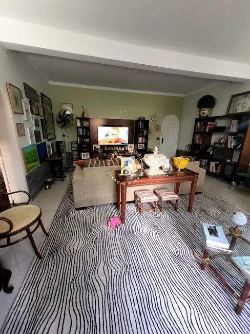 Foto 5 de Sobrado com 5 quartos à venda, 550m2 em Jardim Siesta, Jacarei - SP