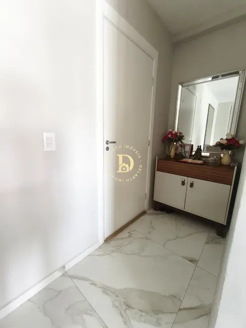 Foto 3 de Apartamento com 2 quartos à venda, 57m2 em Jardim Santa Maria, Jacarei - SP