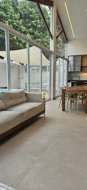 Foto 8 de Casa de Condomínio com 3 quartos à venda, 176m2 em Loteamento Villa Branca, Jacarei - SP