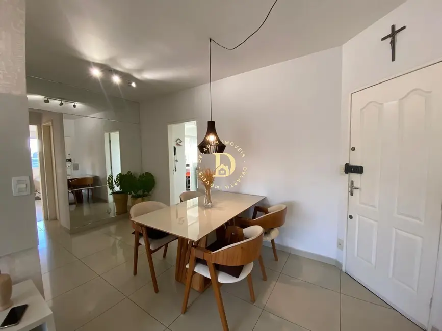 Casa de Condomínio com 3 quartos à venda, 256m2 em Sao Jose Dos Campos - SP - imagem 1 Foto 1 de Casa de Condomínio com 3 quartos à venda, 256m2 em Sao Jose Dos Campos - SP