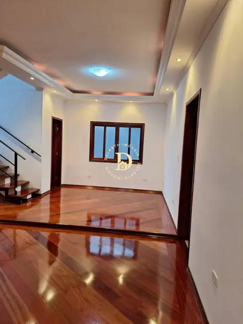 Casa de Condomínio com 3 quartos à venda, 256m2 em Sao Jose Dos Campos - SP - imagem 5 Foto 5 de Casa de Condomínio com 3 quartos à venda, 256m2 em Sao Jose Dos Campos - SP
