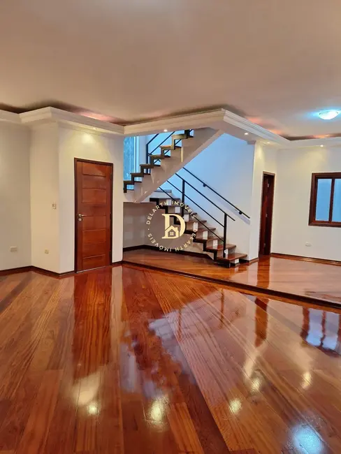 Casa de Condomínio com 3 quartos à venda, 256m2 em Sao Jose Dos Campos - SP - imagem 2 Foto 2 de Casa de Condomínio com 3 quartos à venda, 256m2 em Sao Jose Dos Campos - SP