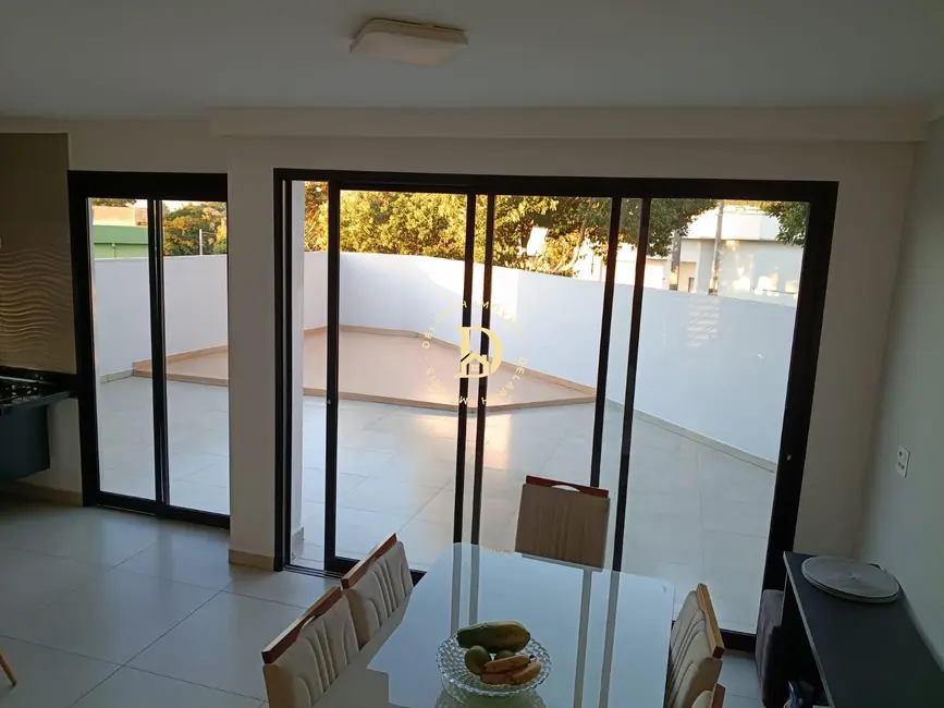 Foto 3 de Casa de Condomínio com 2 quartos à venda, 135m2 em Bairro do Grama, Cacapava - SP