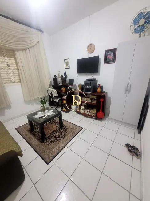 Casa com 2 quartos à venda, 124m2 em Vila Formosa, Jacarei - SP - imagem 8 Foto 8 de Casa com 2 quartos à venda, 124m2 em Vila Formosa, Jacarei - SP