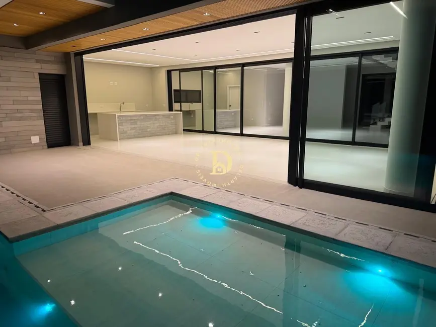 Casa de Condomínio com 4 quartos à venda, 500m2 em Sao Jose Dos Campos - SP - imagem 8 Foto 8 de Casa de Condomínio com 4 quartos à venda, 500m2 em Sao Jose Dos Campos - SP