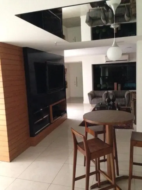 Apartamento com 3 quartos à venda e para alugar, 270m2 em Petrópolis, Natal - RN - imagem 9 Foto 9 de Apartamento com 3 quartos à venda e para alugar, 270m2 em Petrópolis, Natal - RN