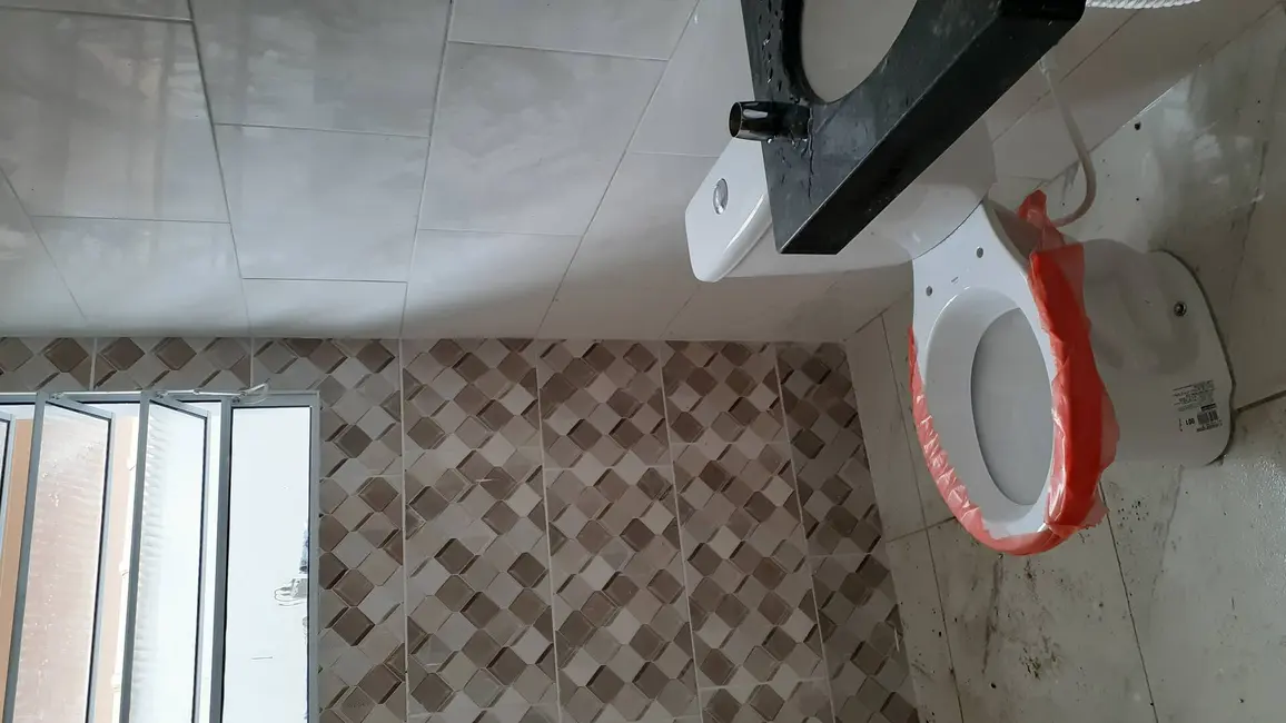 Casa com 2 quartos à venda, 70m2 em Itanhaem - SP - imagem 6 Foto 6 de Casa com 2 quartos à venda, 70m2 em Itanhaem - SP