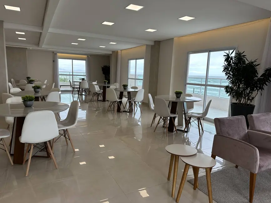 Foto 4 de Apartamento com 2 quartos à venda, 66m2 em Mongagua - SP