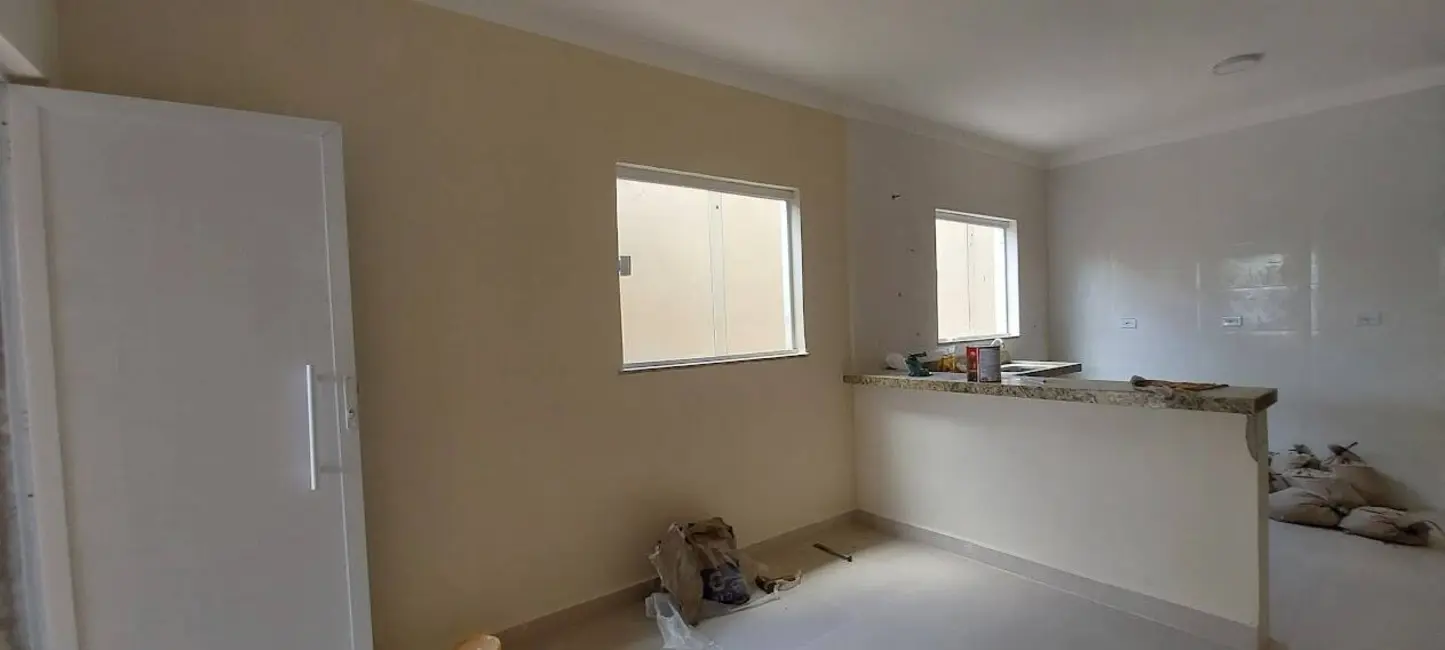 Casa com 3 quartos à venda, 150m2 em Itanhaem - SP - imagem 4 Foto 4 de Casa com 3 quartos à venda, 150m2 em Itanhaem - SP