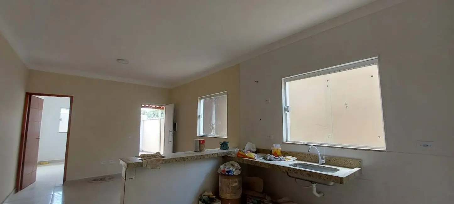 Casa com 3 quartos à venda, 150m2 em Itanhaem - SP - imagem 5 Foto 5 de Casa com 3 quartos à venda, 150m2 em Itanhaem - SP