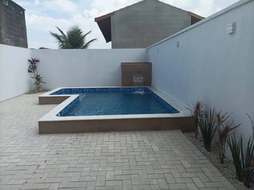 Foto 3 de Casa com 3 quartos à venda, 210m2 em Itanhaem - SP