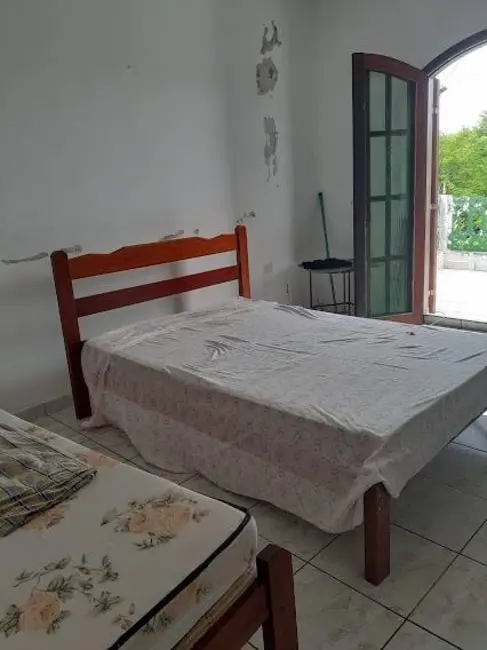 Foto 3 de Casa com 3 quartos à venda, 327m2 em Mongagua - SP