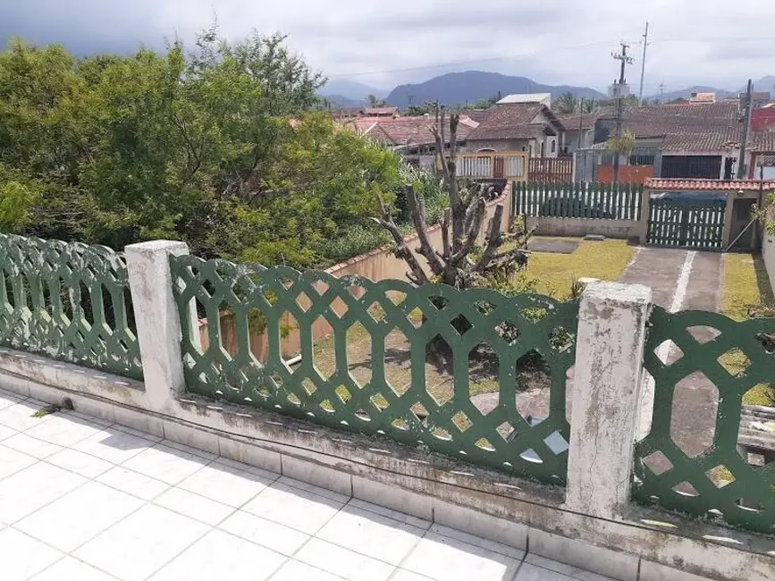 Foto 6 de Casa com 3 quartos à venda, 327m2 em Mongagua - SP