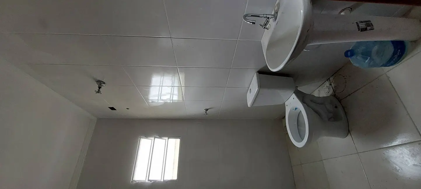 Foto 8 de Casa com 2 quartos à venda, 150m2 em Itanhaem - SP