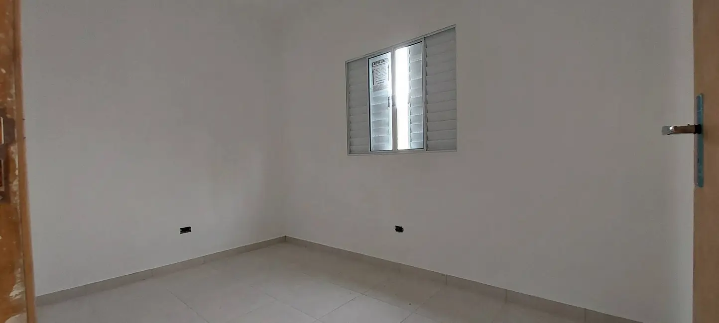 Foto 7 de Casa com 2 quartos à venda, 150m2 em Itanhaem - SP
