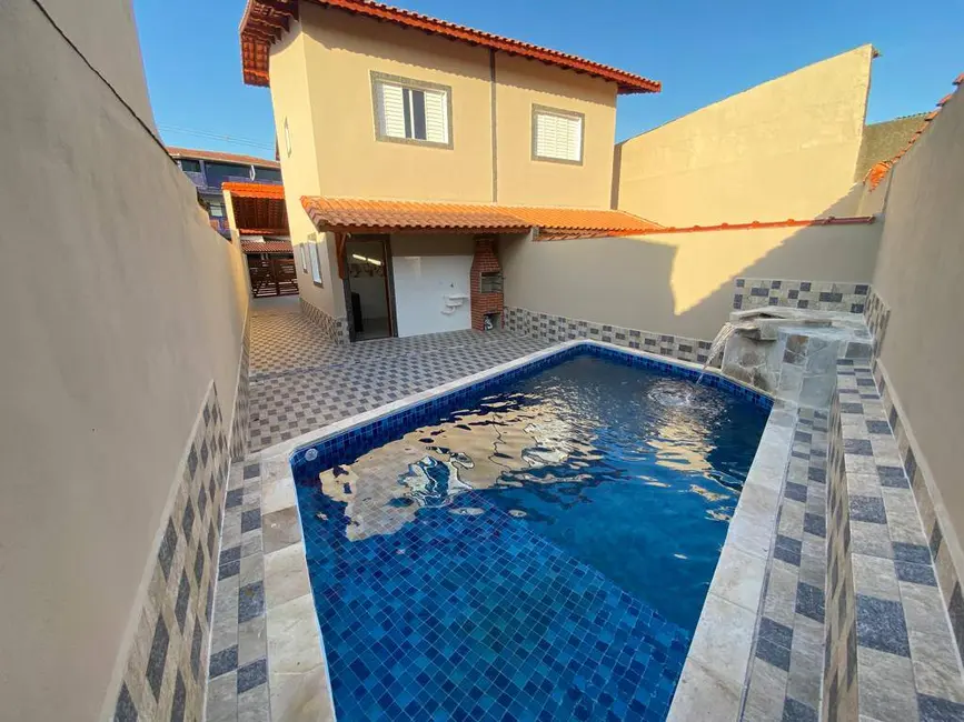 Foto 8 de Casa com 2 quartos à venda, 139m2 em Itanhaem - SP