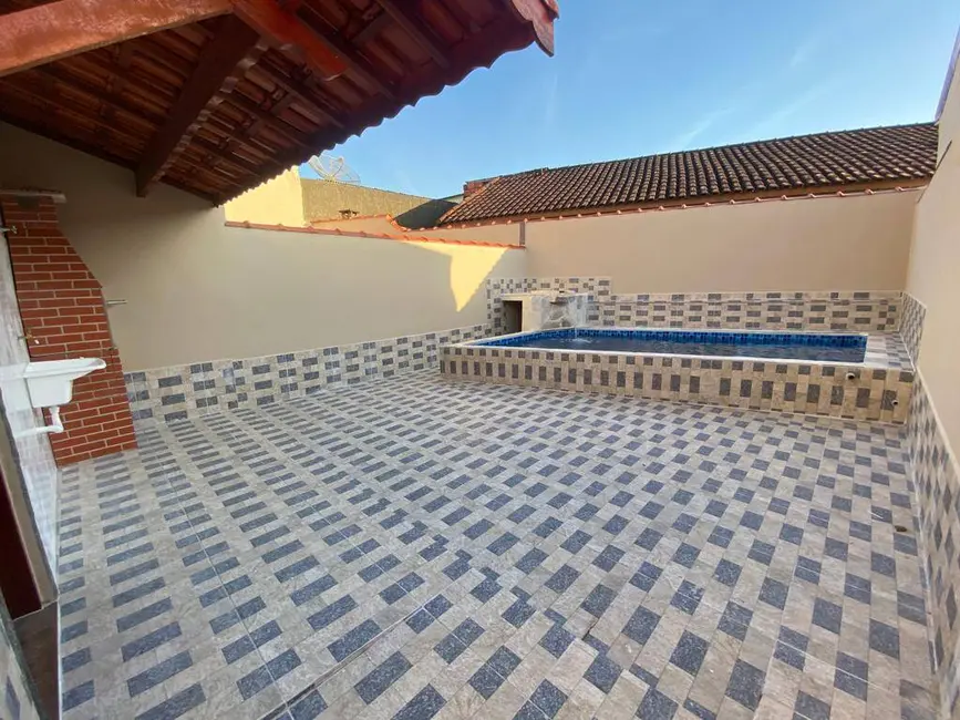 Foto 6 de Casa com 2 quartos à venda, 139m2 em Itanhaem - SP