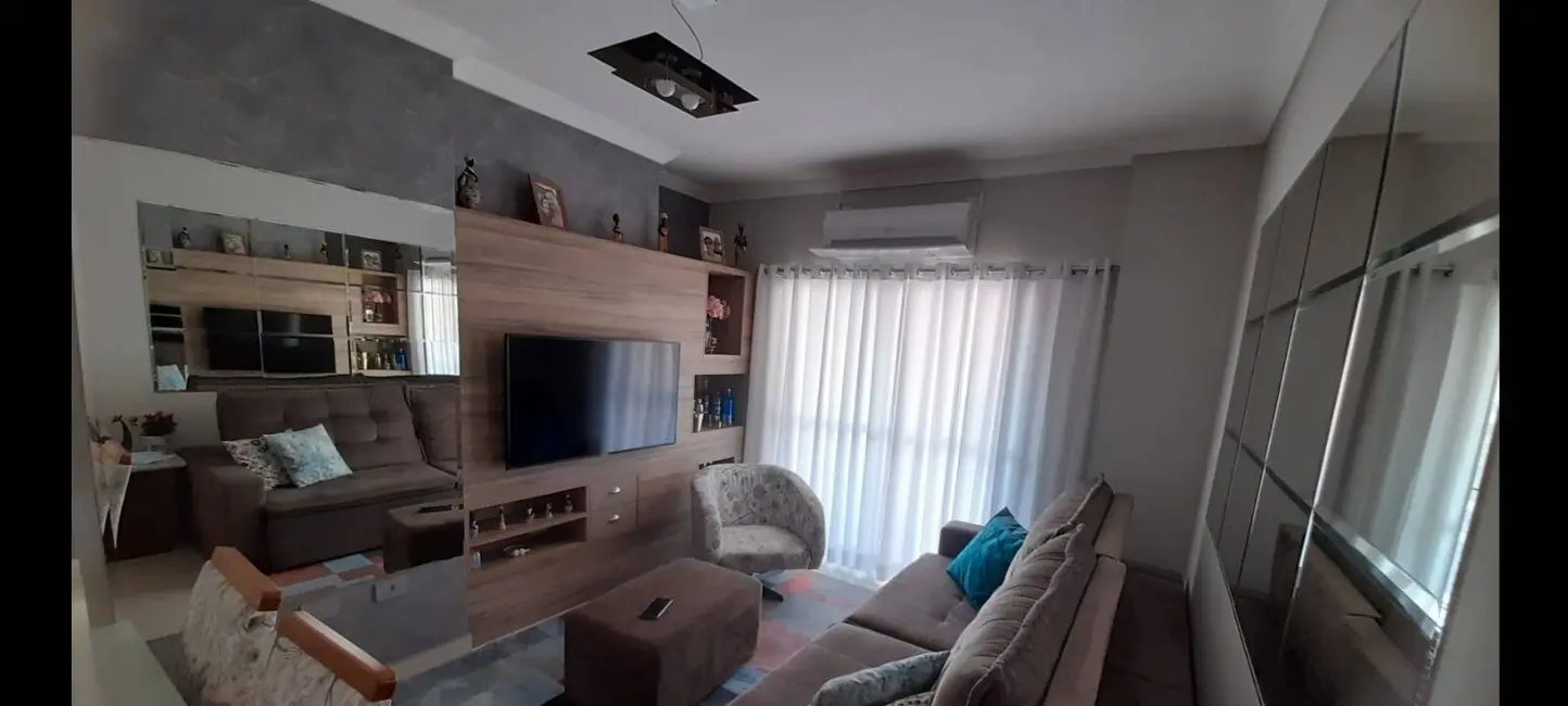 Foto 1 de Apartamento com 2 quartos à venda, 70m2 em Mongagua - SP