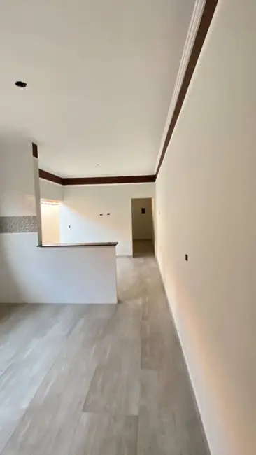 Foto 3 de Casa com 2 quartos à venda, 125m2 em Mongagua - SP