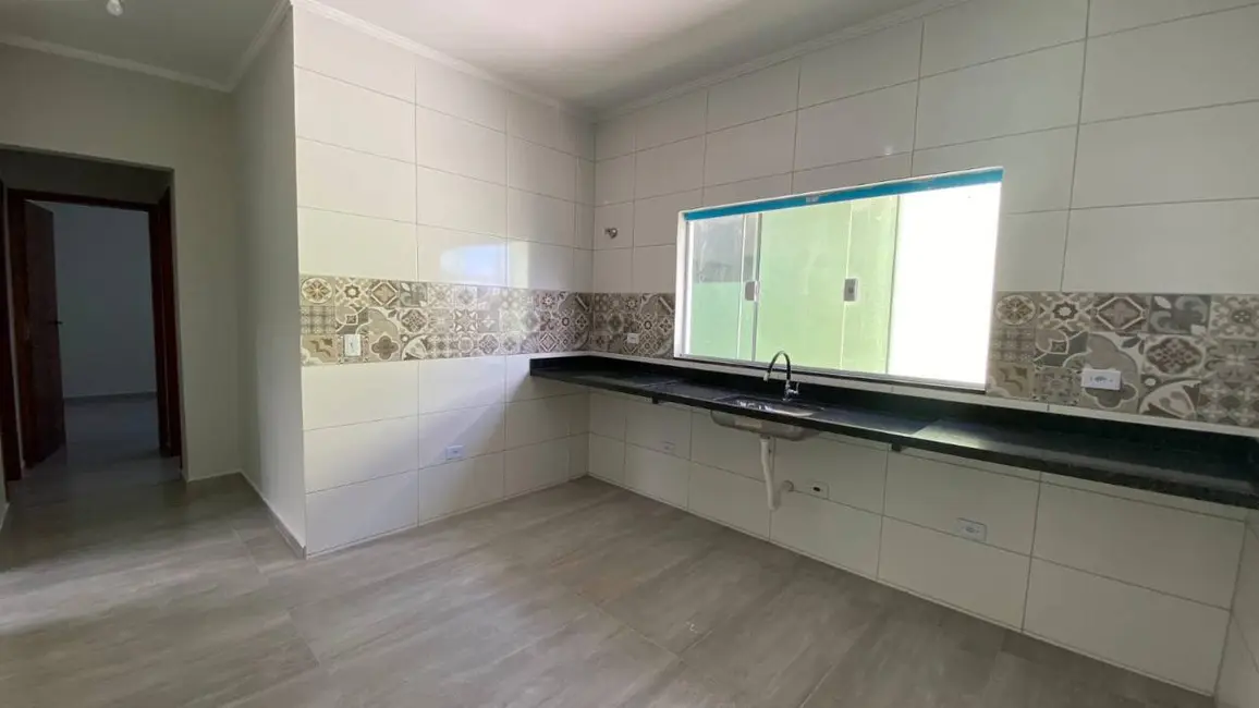 Foto 1 de Casa com 2 quartos à venda, 150m2 em Itanhaem - SP