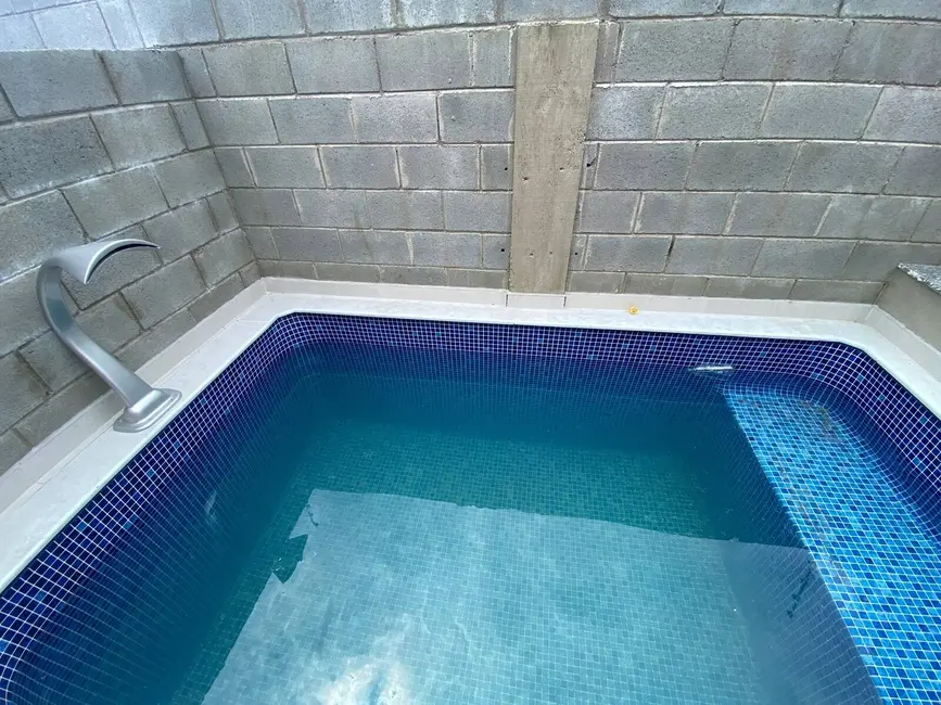 Casa com 2 quartos à venda, 60m2 em Itanhaem - SP - imagem 1 Foto 1 de Casa com 2 quartos à venda, 60m2 em Itanhaem - SP