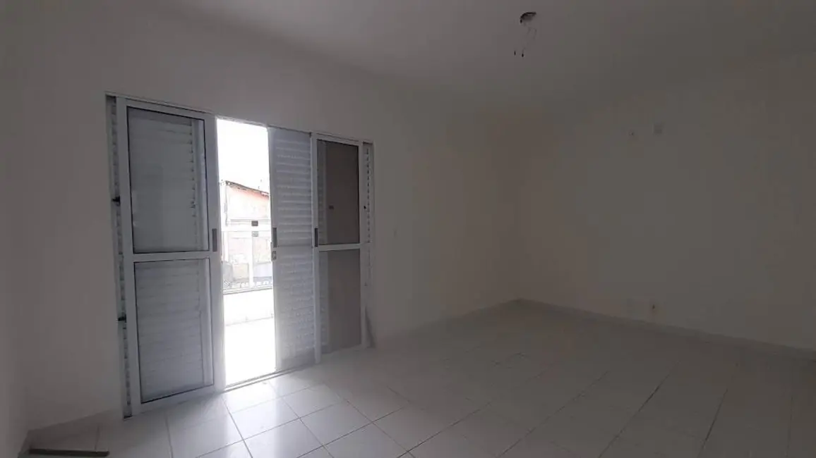 Foto 9 de Casa com 2 quartos à venda, 98m2 em Mongagua - SP
