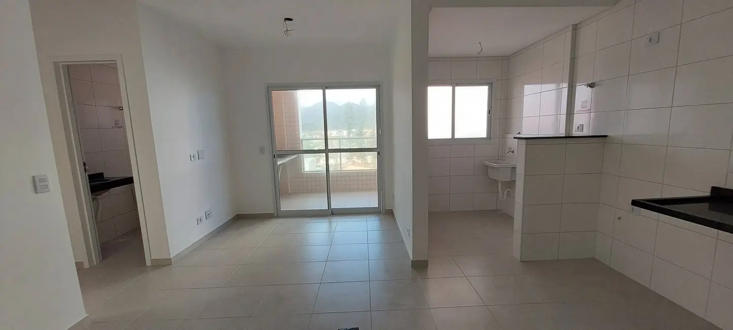 Foto 3 de Apartamento com 2 quartos à venda, 70m2 em Mongagua - SP