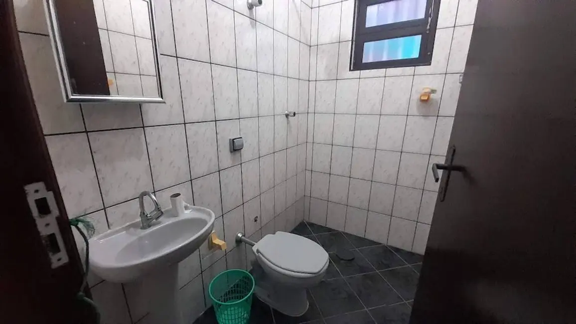 Foto 9 de Casa com 3 quartos à venda, 155m2 em Itanhaem - SP