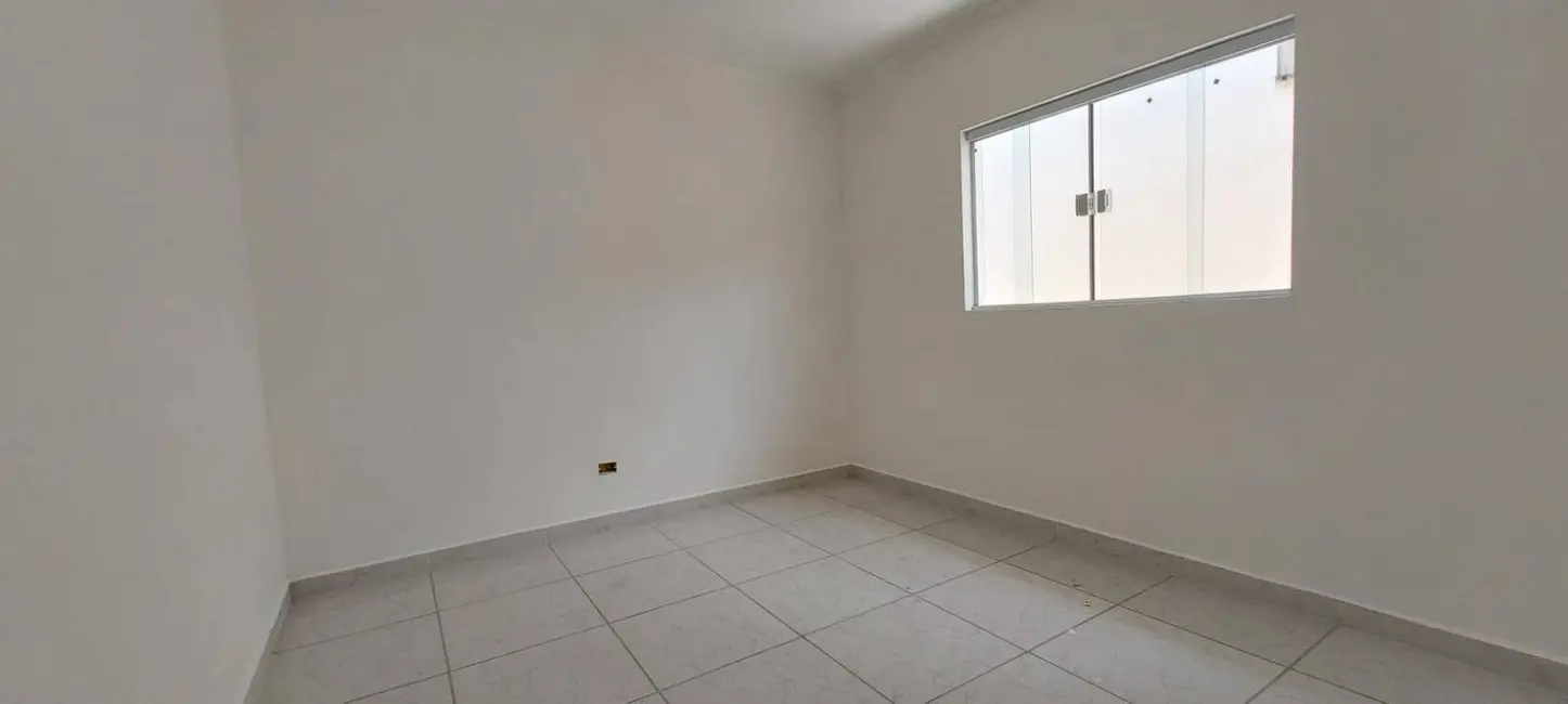 Foto 8 de Casa com 2 quartos à venda, 150m2 em Mongagua - SP