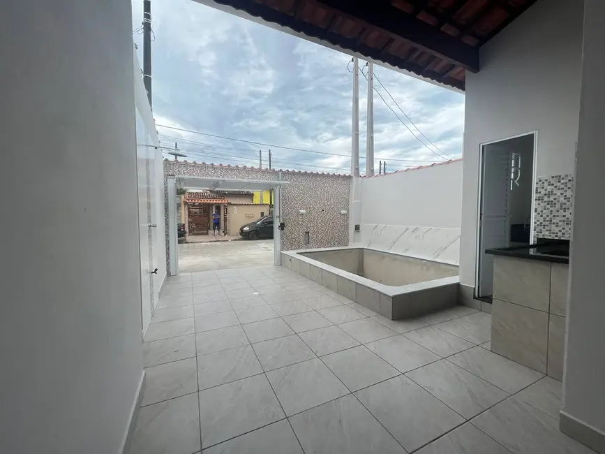 Foto 7 de Casa com 2 quartos à venda, 150m2 em Itanhaem - SP