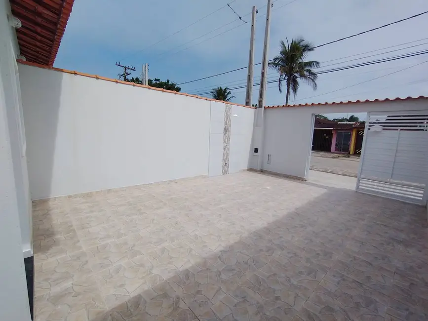 Foto 4 de Casa com 2 quartos à venda, 150m2 em Itanhaem - SP