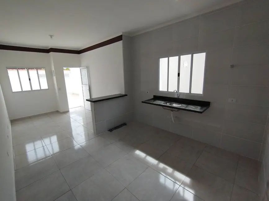 Foto 7 de Casa com 2 quartos à venda, 150m2 em Itanhaem - SP