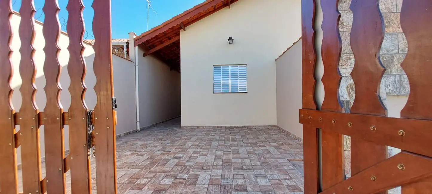 Foto 3 de Casa com 2 quartos à venda, 150m2 em Itanhaem - SP