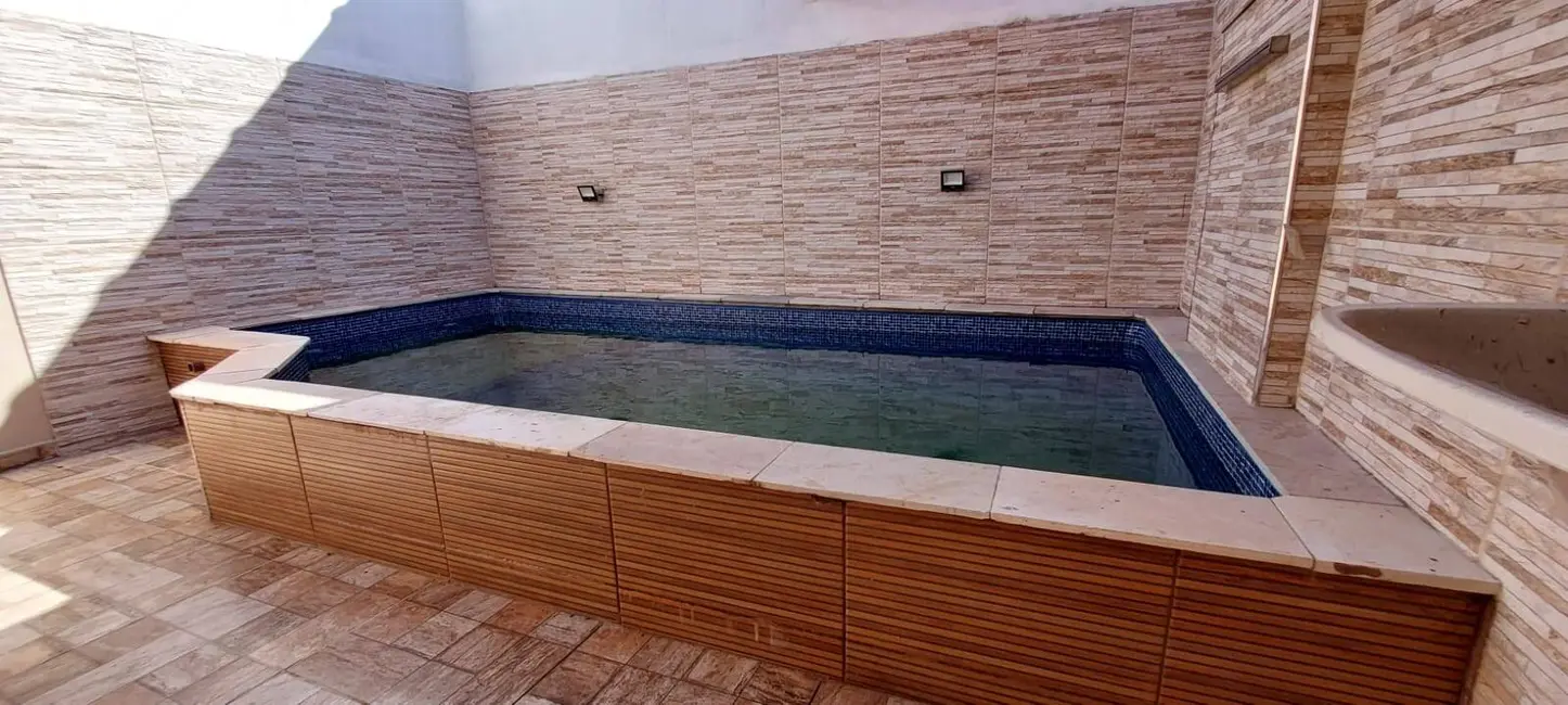 Foto 9 de Casa com 2 quartos à venda, 150m2 em Itanhaem - SP