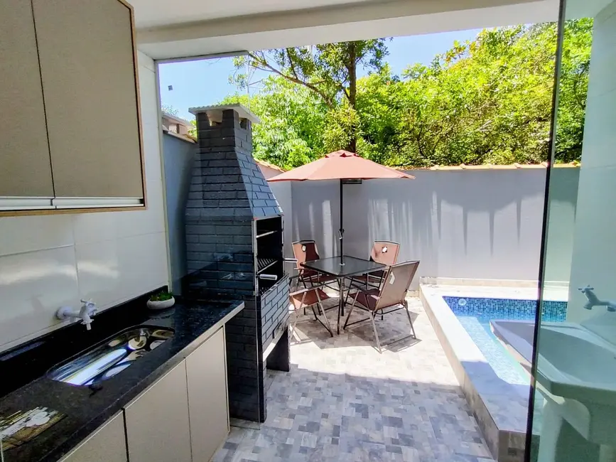 Foto 3 de Casa com 2 quartos à venda, 64m2 em Itanhaem - SP